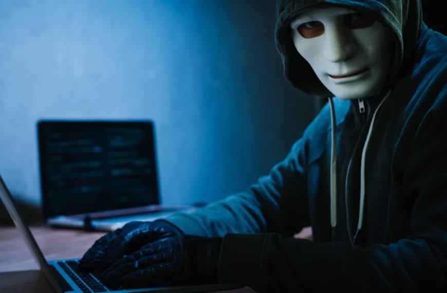 एंड्रॉइड यूजर्स सावधान! नया स्टर्नस मैलवेयर चुरा सकता है बैंकिंग डिटेल्स और एन्क्रिप्टेड चैट्स